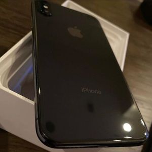 iPhone X (Unlocked)